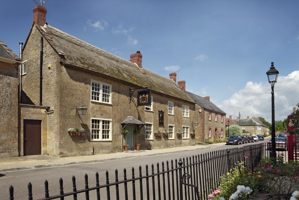 Lord Poulett Arms Hotell Bristol Eksteriør bilde